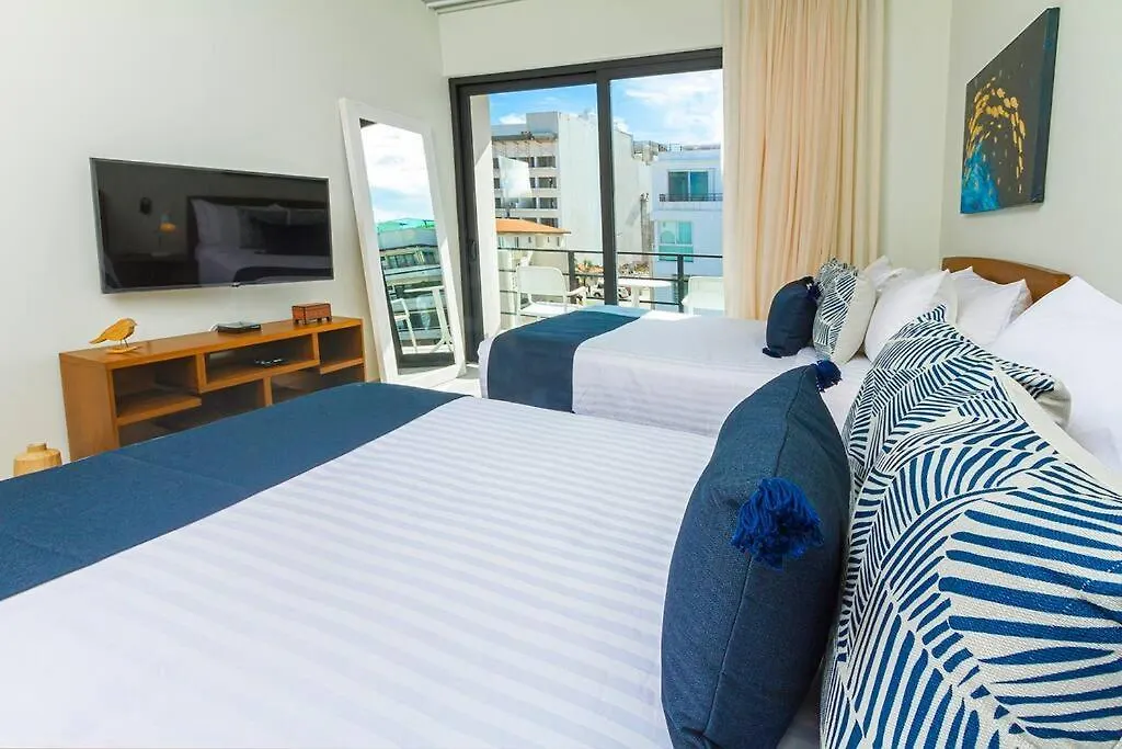 Stay At The Boat & Enjoy The Sea Playa del Carmen