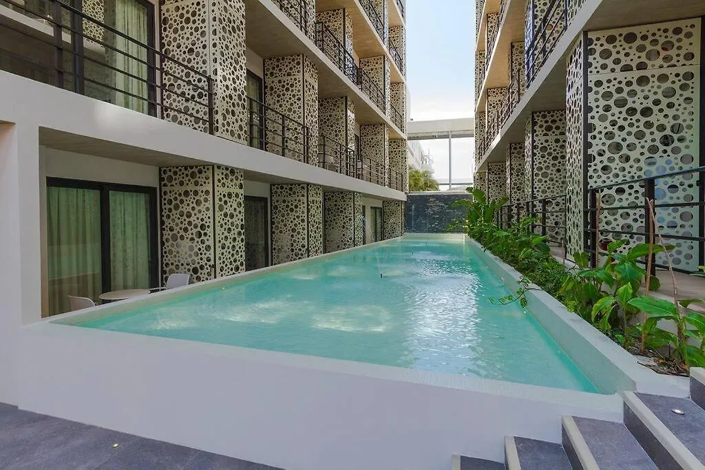 Stay At The Boat & Enjoy The Sea Playa del Carmen