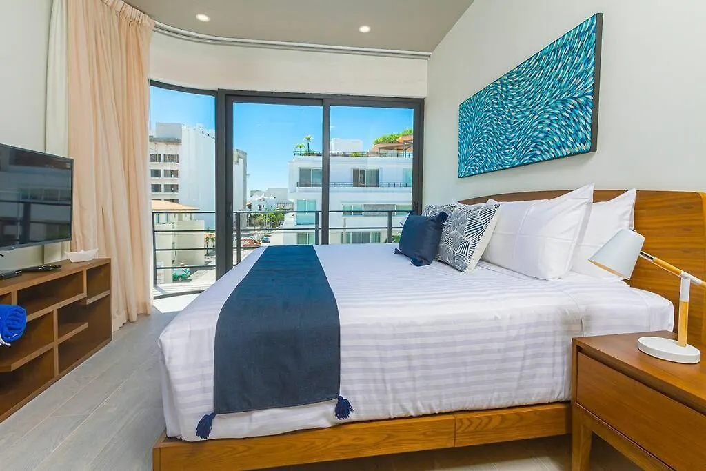 Stay At The Boat & Enjoy The Sea Playa del Carmen